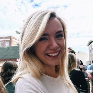 Meet your Posher, Zoe